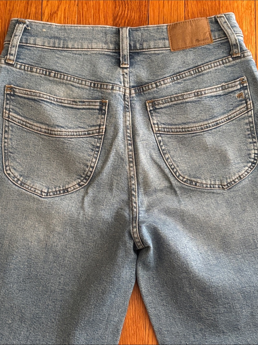 Madewell Light Blue 11” High-Rise Flare Leg Jeans - Picture 5 of 7